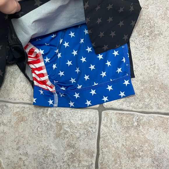 Chubbies Men's Danger Zones 5.5 In Ultimate Training Short men’s medium - Picture 5 of 12